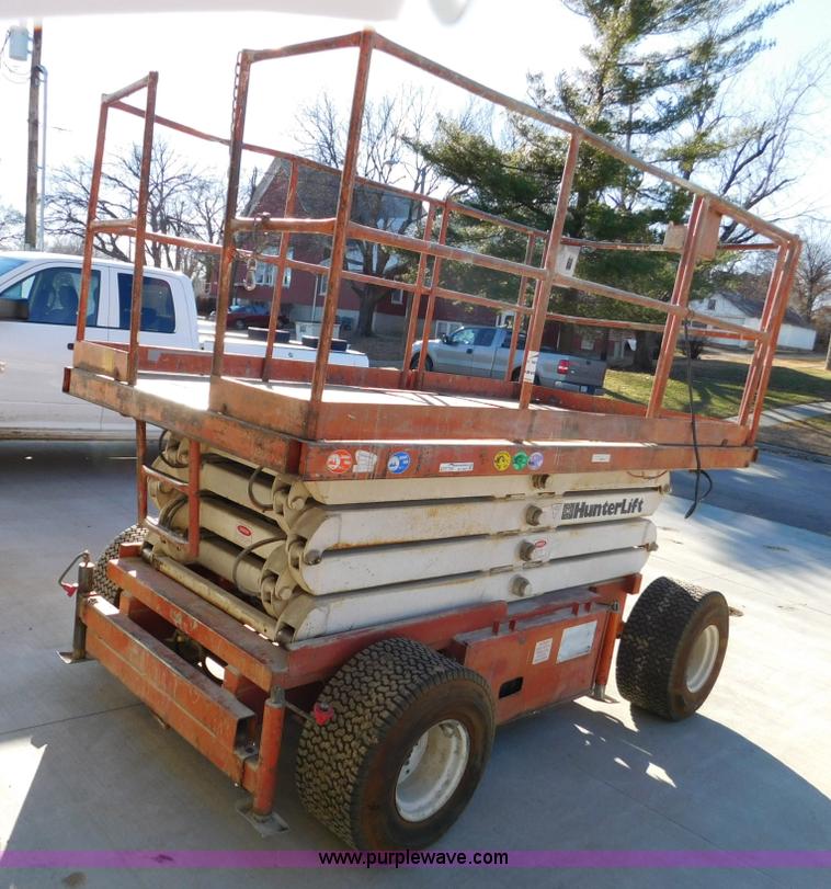 image for item J7434 Hunterlift 2570 scissor lift