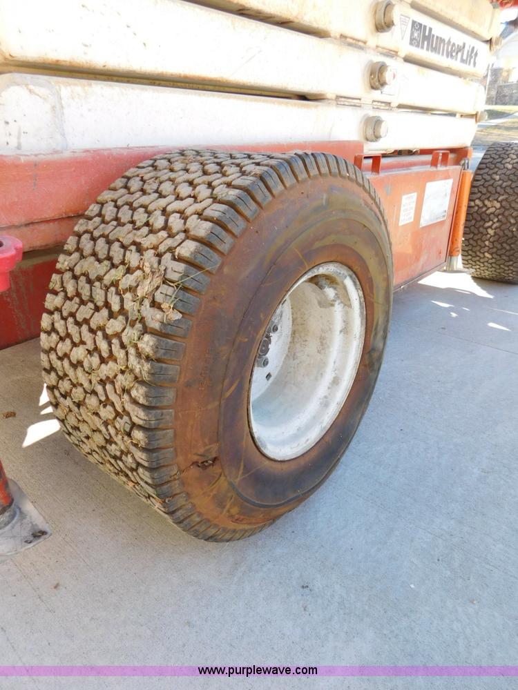 image for item J7434 Hunterlift 2570 scissor lift