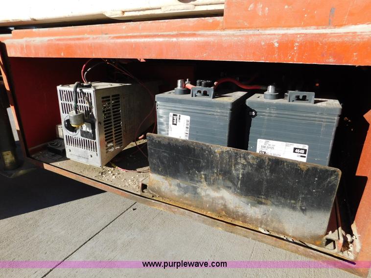 image for item J7434 Hunterlift 2570 scissor lift