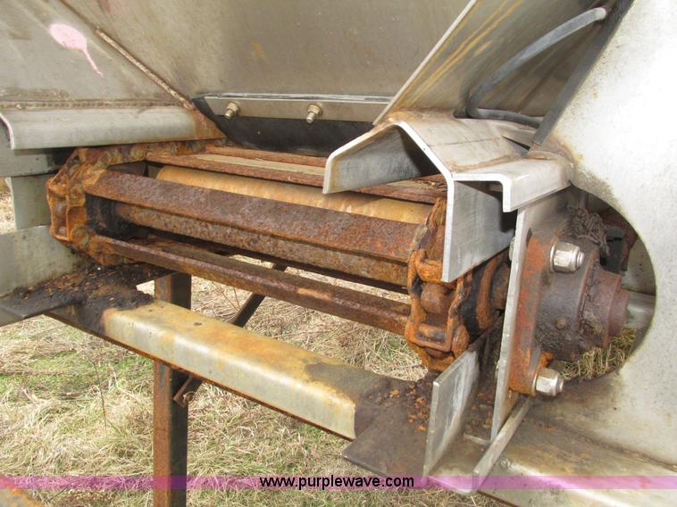 image for item J8777 Monroe stainless steel salt spreader