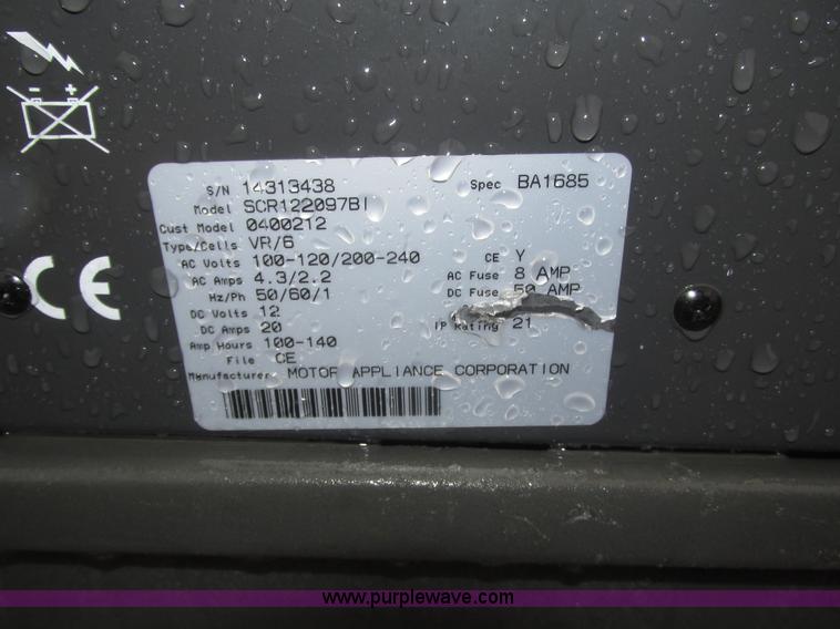 image for item J8780 2006 JLG 12SP vertical lift