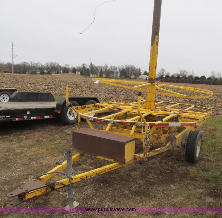 image for item L1979 2004 Agri Drain Maxi Series J stinger trailer