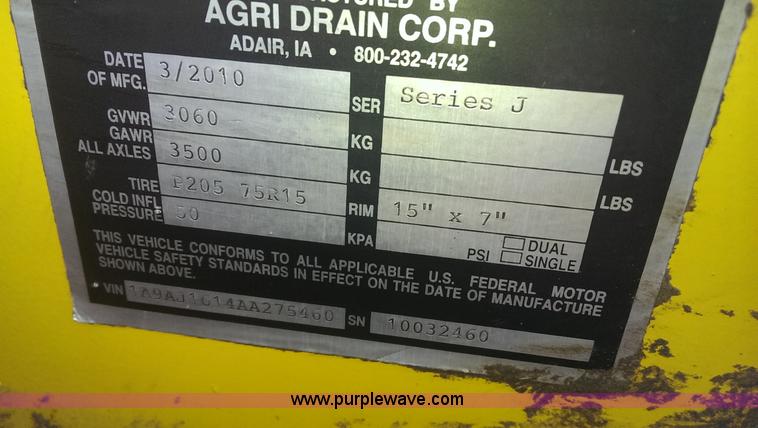 image for item L1981 2010 Maxi Singer Series J tile trailer