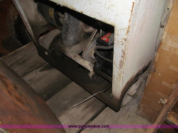 image for item L1988 Magnum PS6585-26 concrete saw