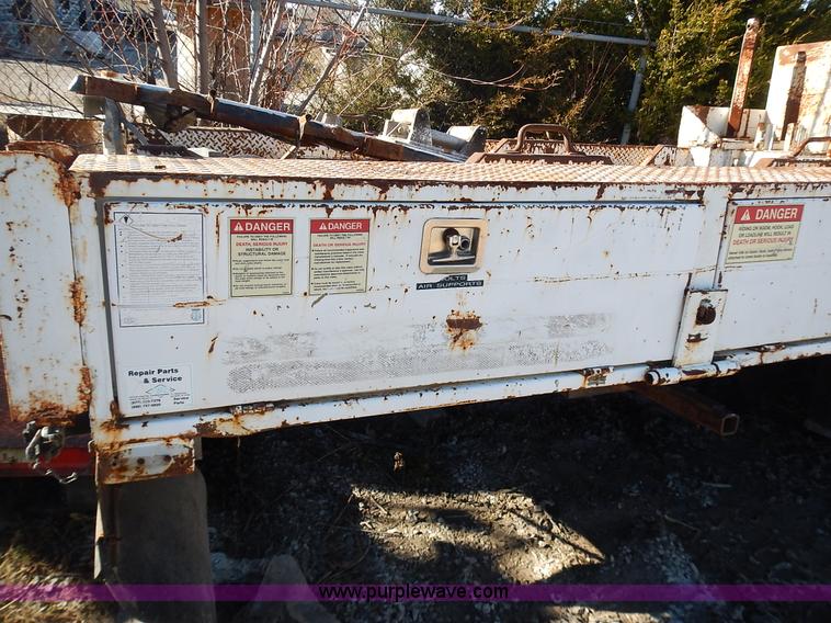 image for item L3601 C&S WHLCHC service bed