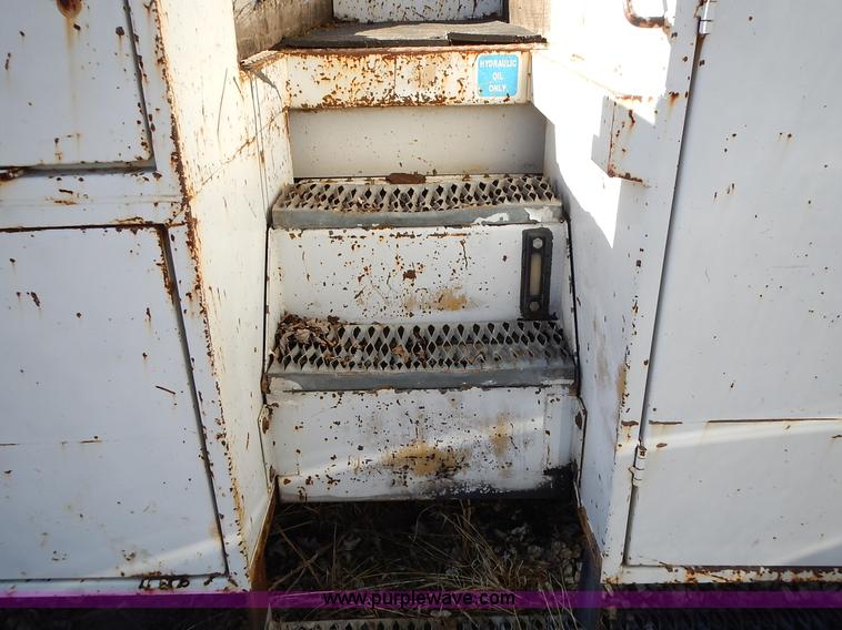 image for item L3601 C&S WHLCHC service bed