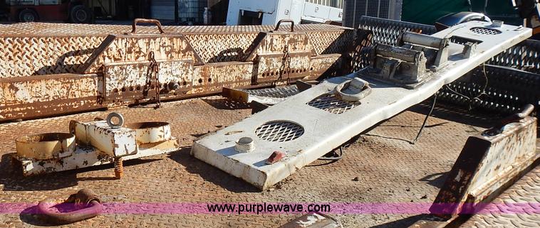 image for item L3601 C&S WHLCHC service bed