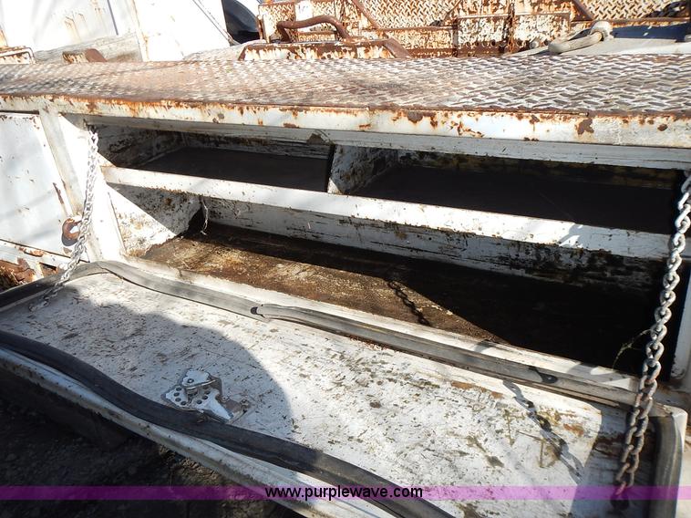 image for item L3601 C&S WHLCHC service bed