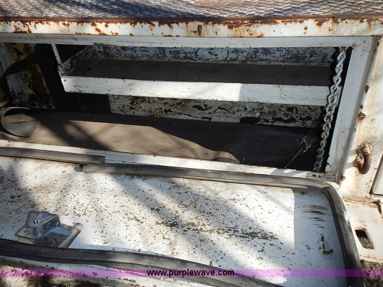 image for item L3601 C&S WHLCHC service bed