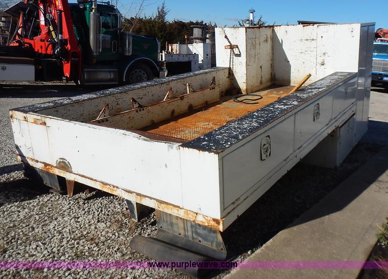 image for item L3602 RC service bed