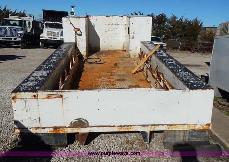 image for item L3602 RC service bed