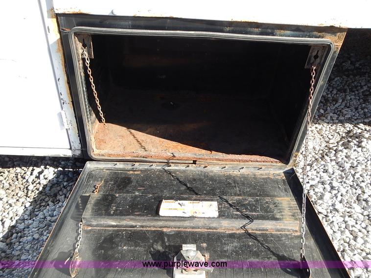 image for item L3602 RC service bed