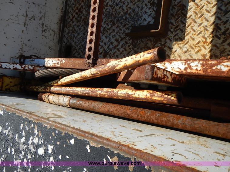 image for item L3602 RC service bed