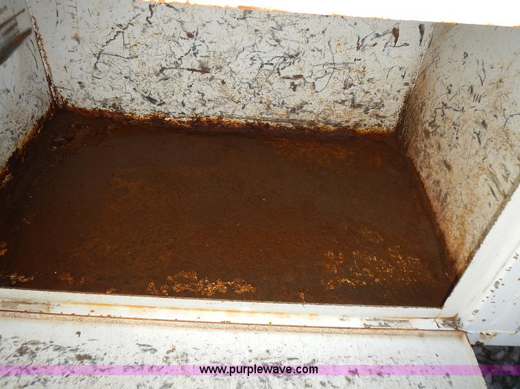 image for item L3602 RC service bed