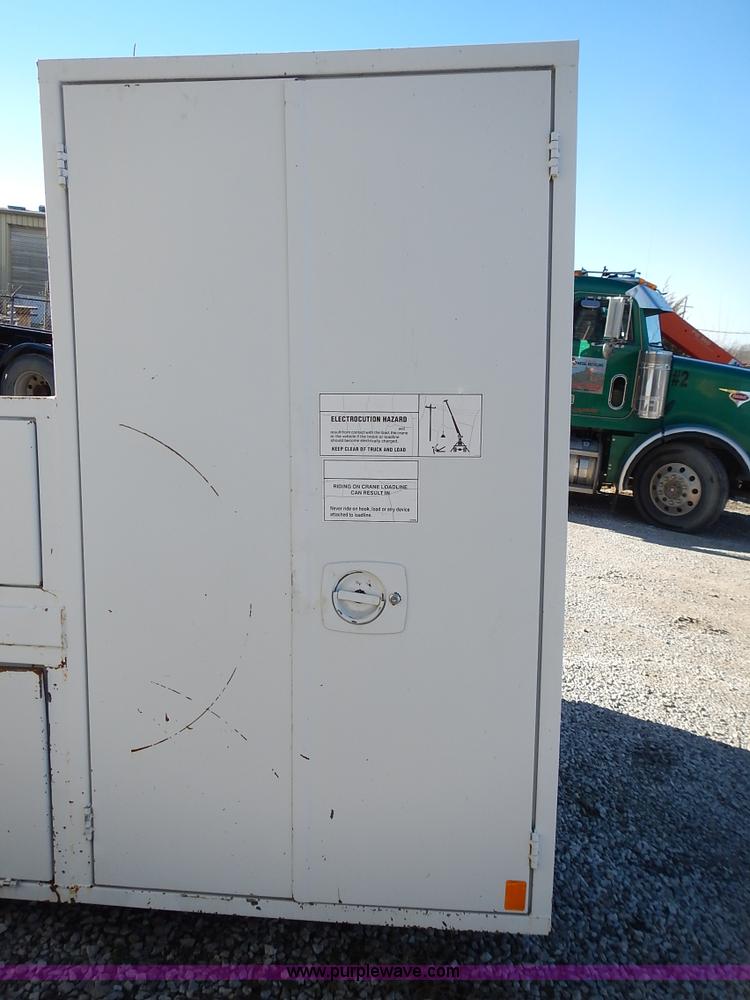 image for item L3602 RC service bed