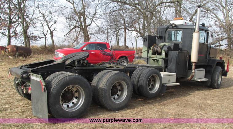 image for item L5370 1979 Am General M915 semi truck