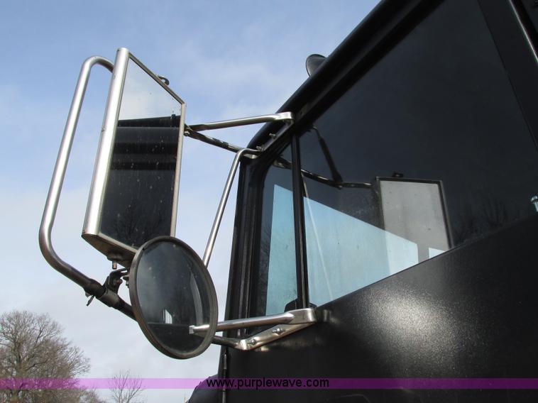 image for item L5370 1979 Am General M915 semi truck