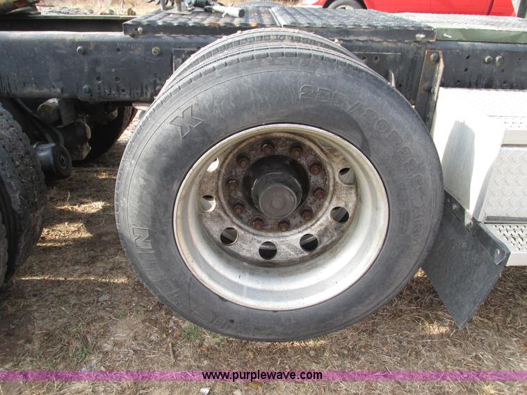 image for item L5370 1979 Am General M915 semi truck