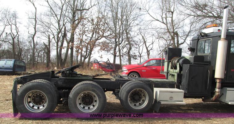 image for item L5370 1979 Am General M915 semi truck