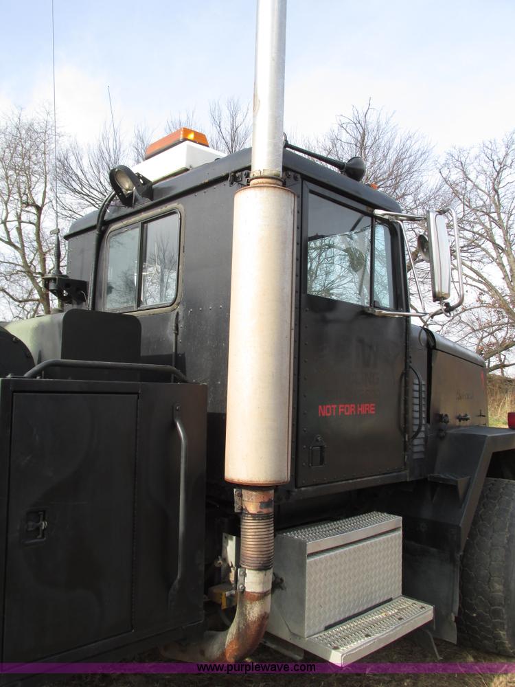 image for item L5370 1979 Am General M915 semi truck