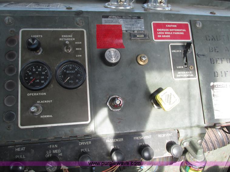 image for item L5370 1979 Am General M915 semi truck