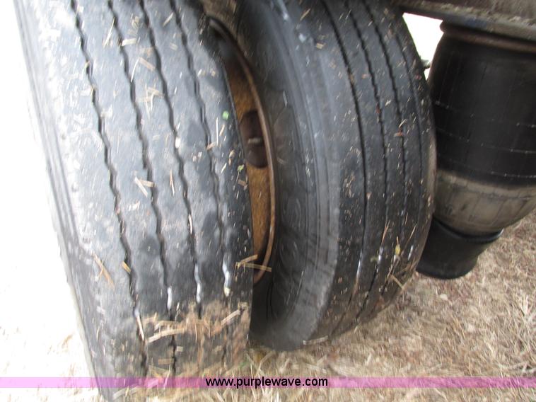 image for item L5371 1989 Transcraft DTL19-48 drop deck trailer