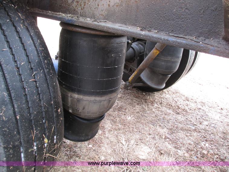 image for item L5371 1989 Transcraft DTL19-48 drop deck trailer