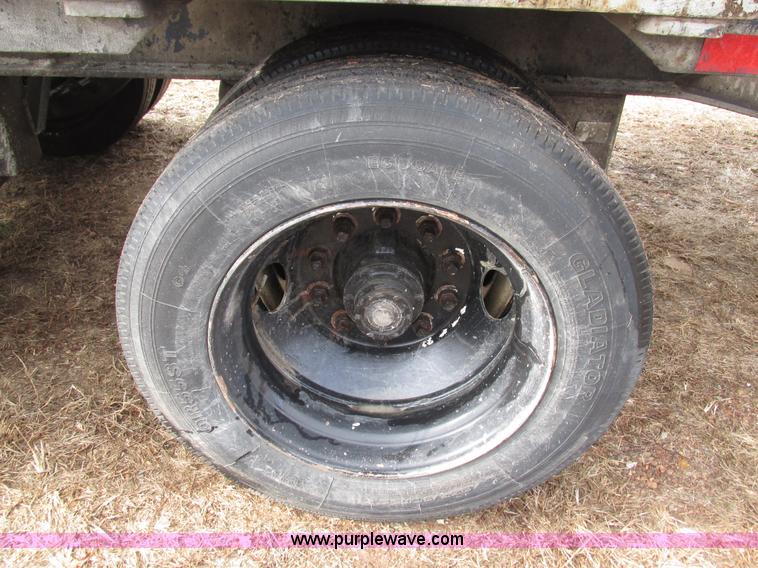 image for item L5371 1989 Transcraft DTL19-48 drop deck trailer