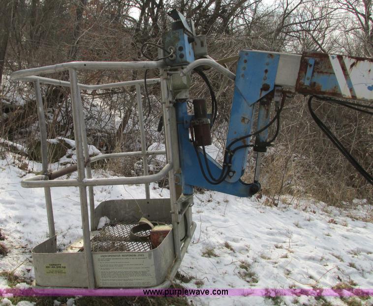 image for item N9341 Genie Z30/20HD boom lift