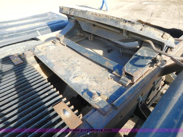 image for item AW9329 1996 Peterbilt 379 glider kit semi truck