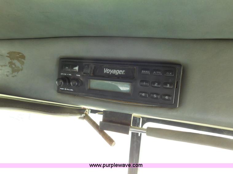 image for item AW9329 1996 Peterbilt 379 glider kit semi truck