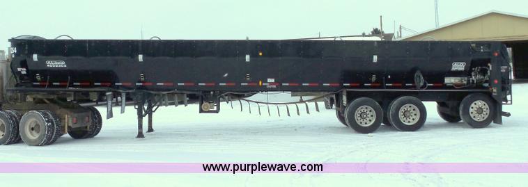 image for item G7092 2010 Aulick Aultimate 4652303 live bottom trailer