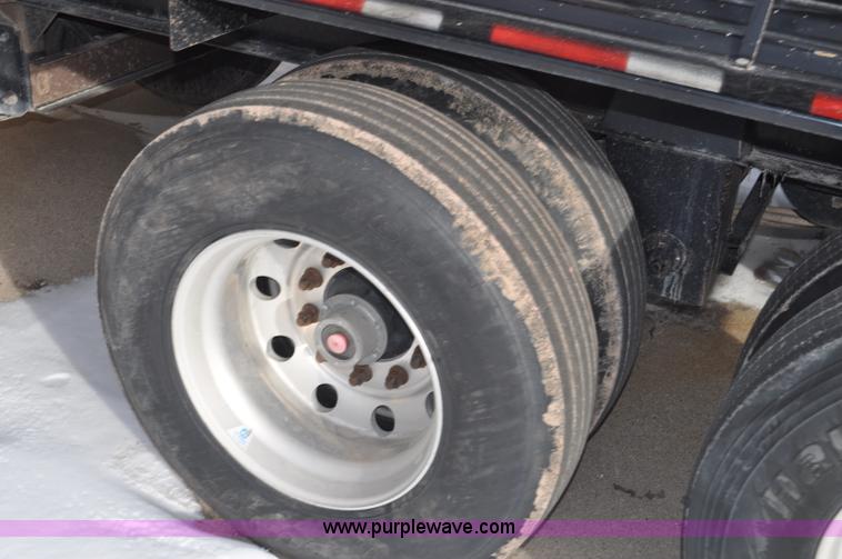 image for item G7092 2010 Aulick Aultimate 4652303 live bottom trailer