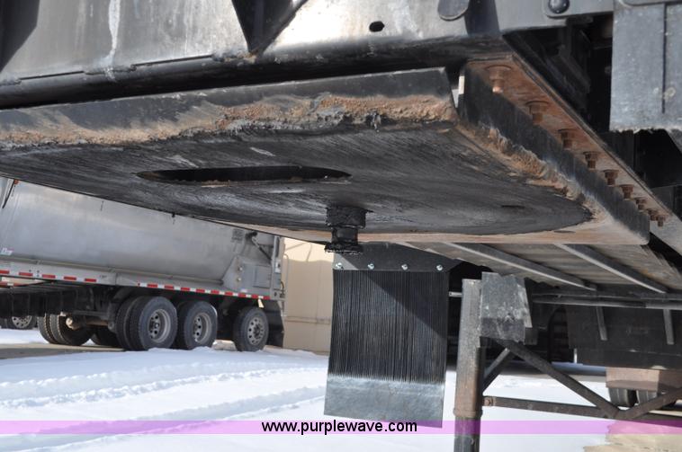 image for item G7092 2010 Aulick Aultimate 4652303 live bottom trailer