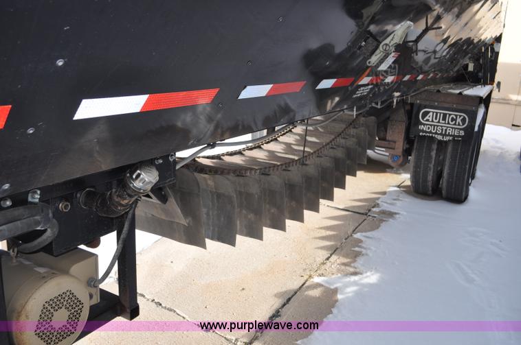 image for item G7092 2010 Aulick Aultimate 4652303 live bottom trailer