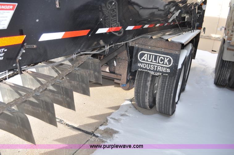 image for item G7092 2010 Aulick Aultimate 4652303 live bottom trailer