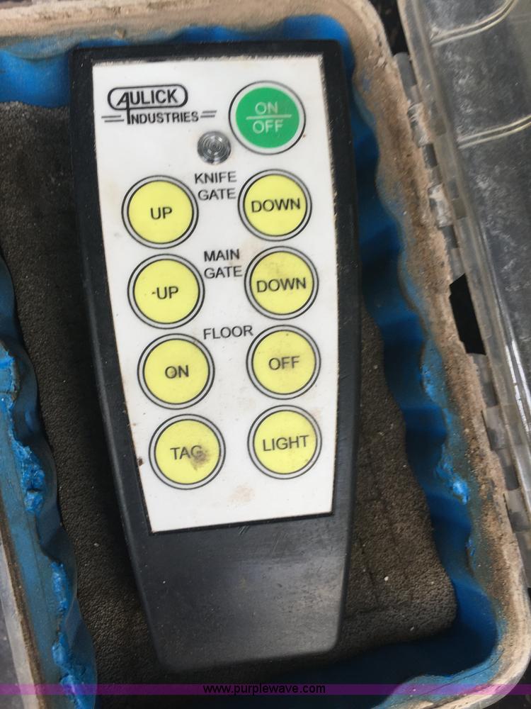 image for item G7092 2010 Aulick Aultimate 4652303 live bottom trailer