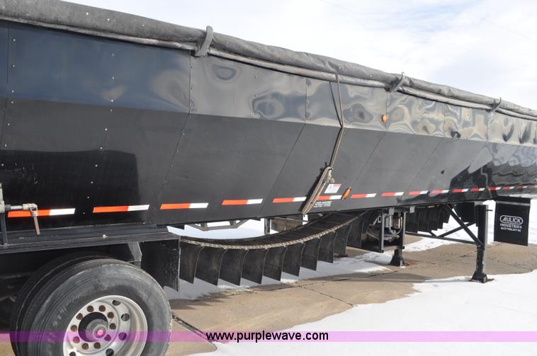 image for item G7092 2010 Aulick Aultimate 4652303 live bottom trailer
