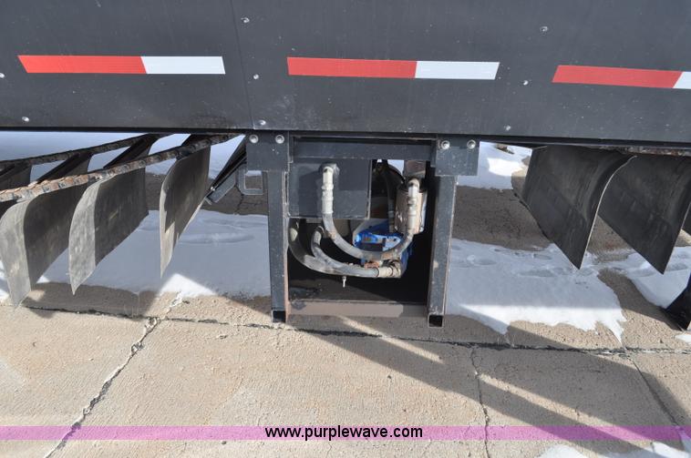 image for item G7092 2010 Aulick Aultimate 4652303 live bottom trailer