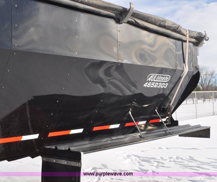 image for item G7092 2010 Aulick Aultimate 4652303 live bottom trailer