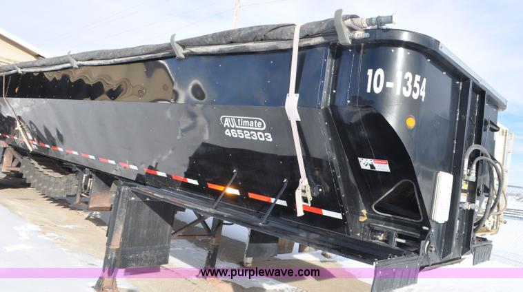 image for item G7092 2010 Aulick Aultimate 4652303 live bottom trailer