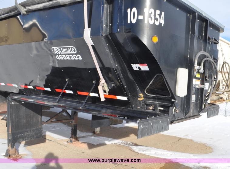 image for item G7092 2010 Aulick Aultimate 4652303 live bottom trailer