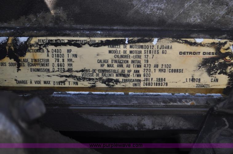 image for item G7095 1995 Peterbilt 377 semi truck