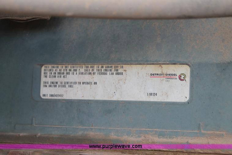 image for item J1343 1999 Freightliner FLD semi truck