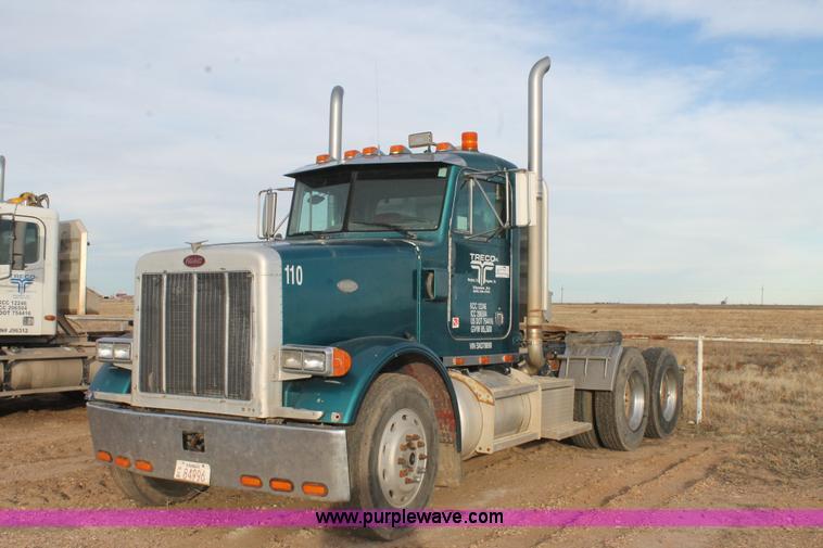 image for item J1344 1995 Peterbilt 378 semi truck