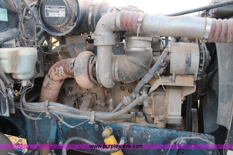 image for item J1344 1995 Peterbilt 378 semi truck