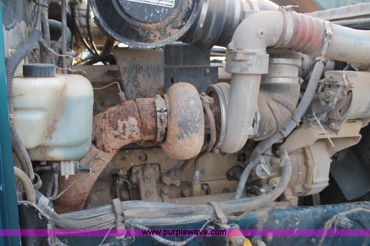 image for item J1344 1995 Peterbilt 378 semi truck