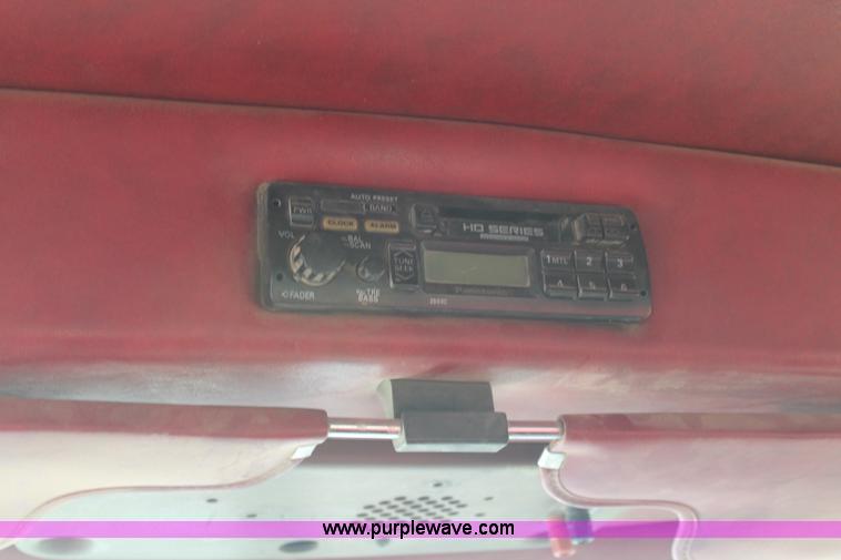 image for item J1344 1995 Peterbilt 378 semi truck