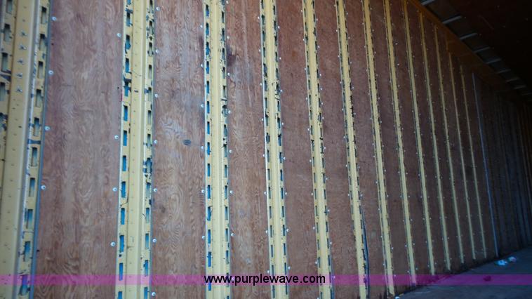 image for item J4591 1985 Kentucky moving van trailer