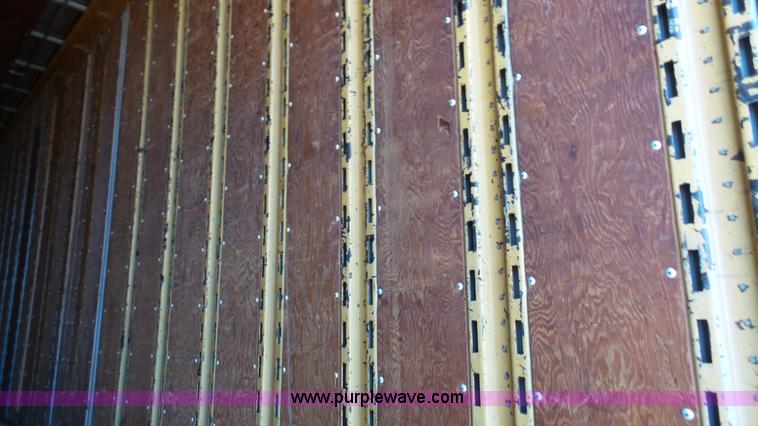 image for item J4591 1985 Kentucky moving van trailer